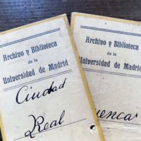 Cartelas del Archivo y Biblioteca de la Universidad de Madrid.