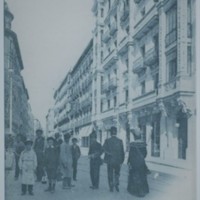 Tarjeta postal de la calle Barquillo de Madrid, donde se ubicó la primera escuela de Gimnástica de nuestro país